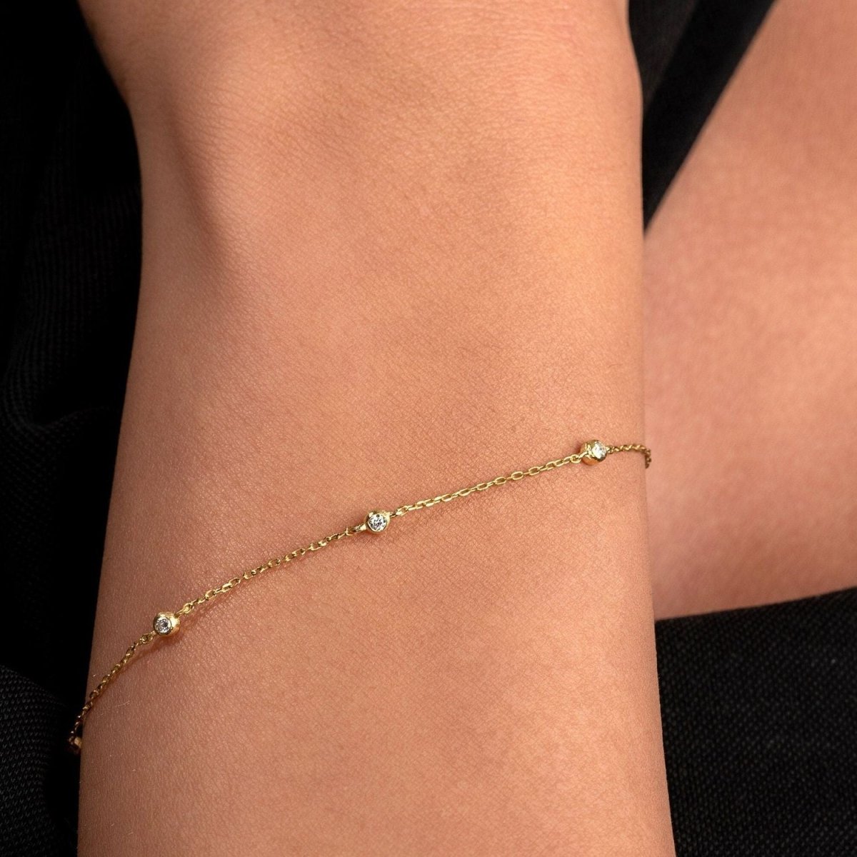 Two - Sided Diamond Bracelet - Narcissus