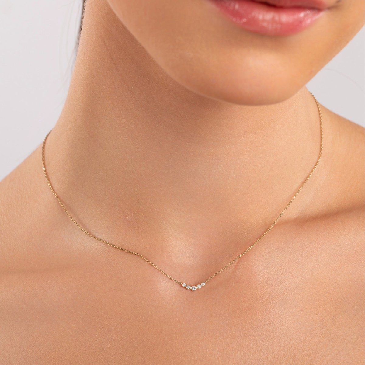 Dainty Diamond Bezel Bar Necklace - Narcissus