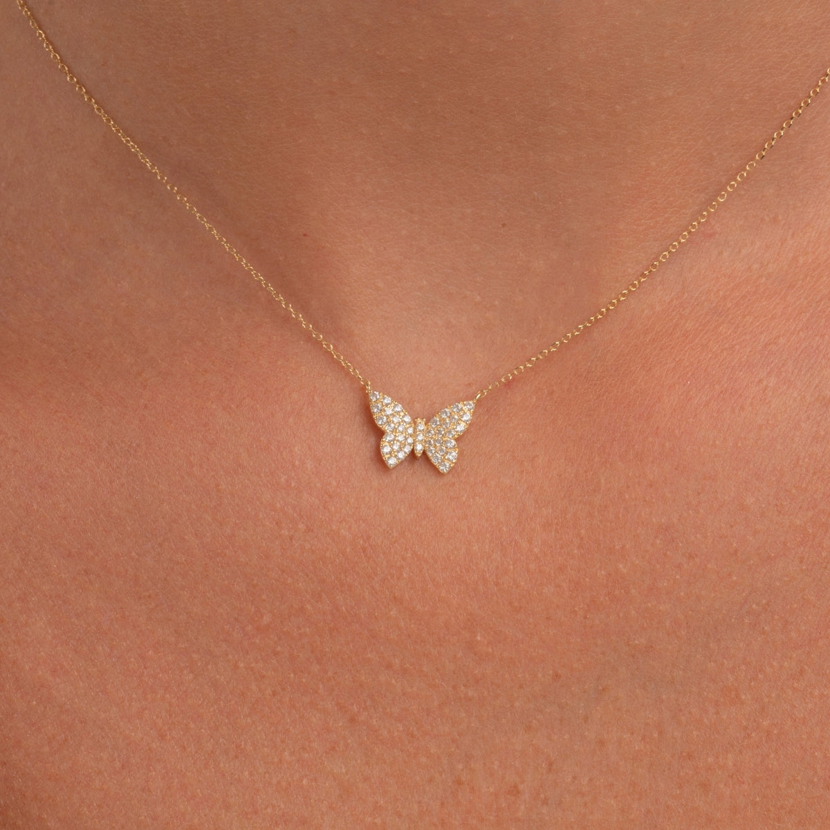 Dainty Pave Diamond Butterfly Necklace - Narcissus