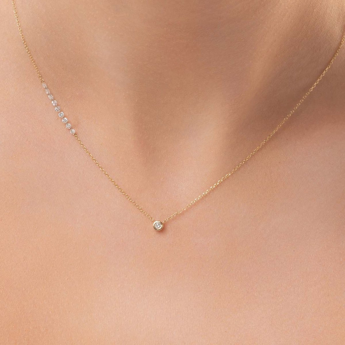 Drilled Diamond Bar Necklace With Bezel - Narcissus