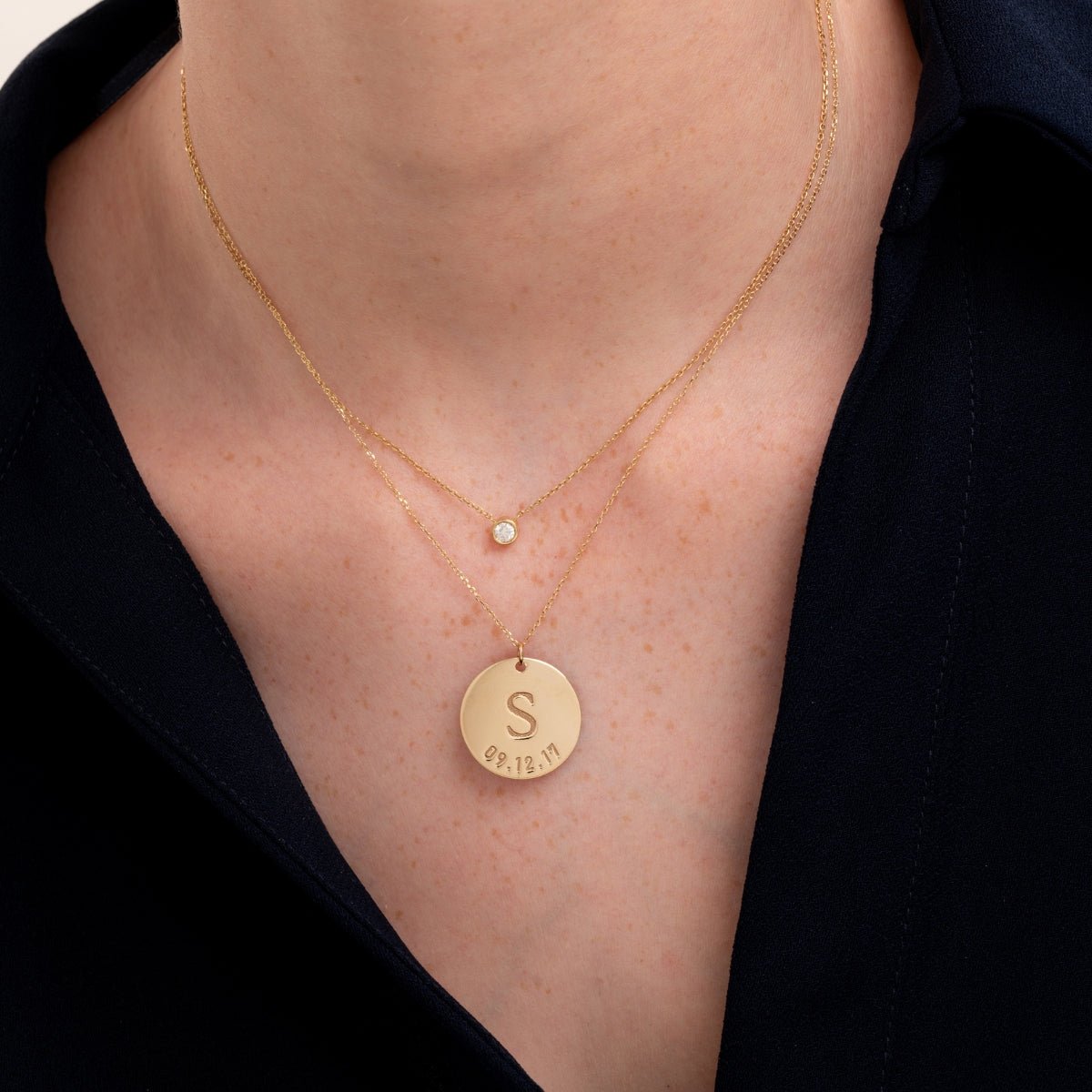 Gold Engravable Disc Necklace - Narcissus