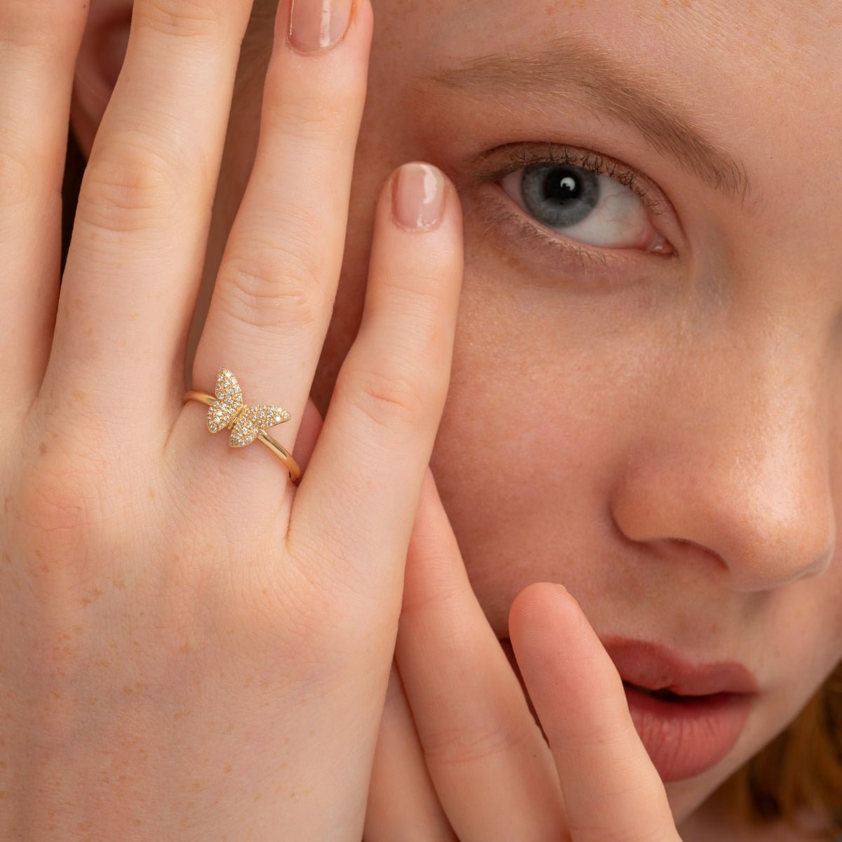 Pave Diamond Butterfly Ring - Narcissus