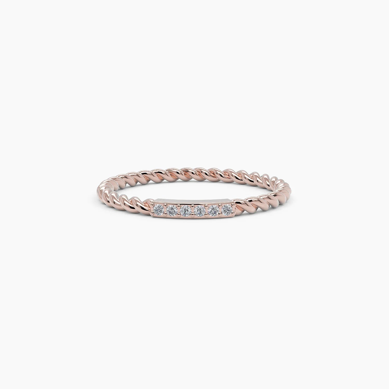 Zierlicher gedrehter Diamantring