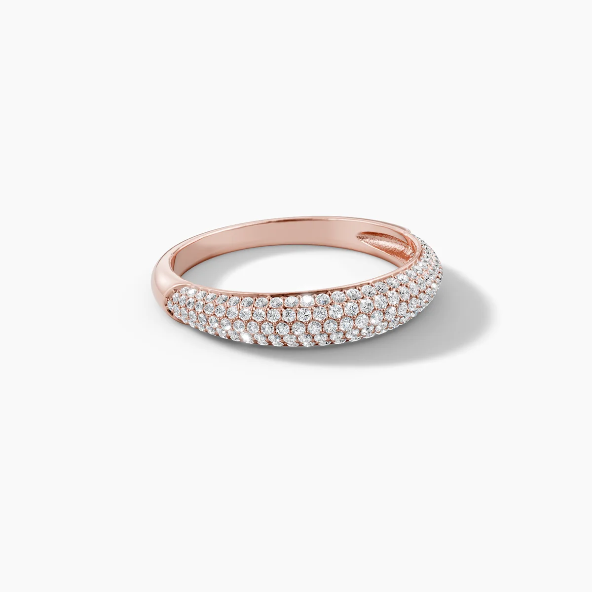 Halber Ewigkeitsring mit Pavé-Kuppel