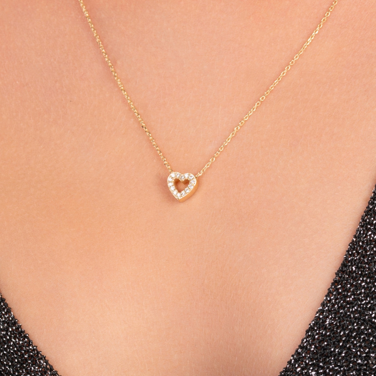 Small Diamond Heart Necklace - Narcissus