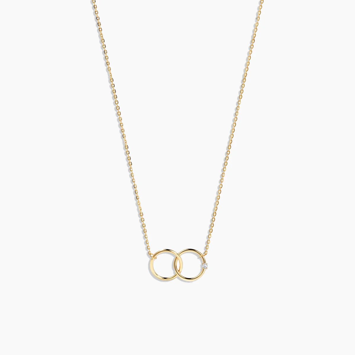 Interlinked Circles Necklace With Tiny Diamond in Rose Gold - Narcissus