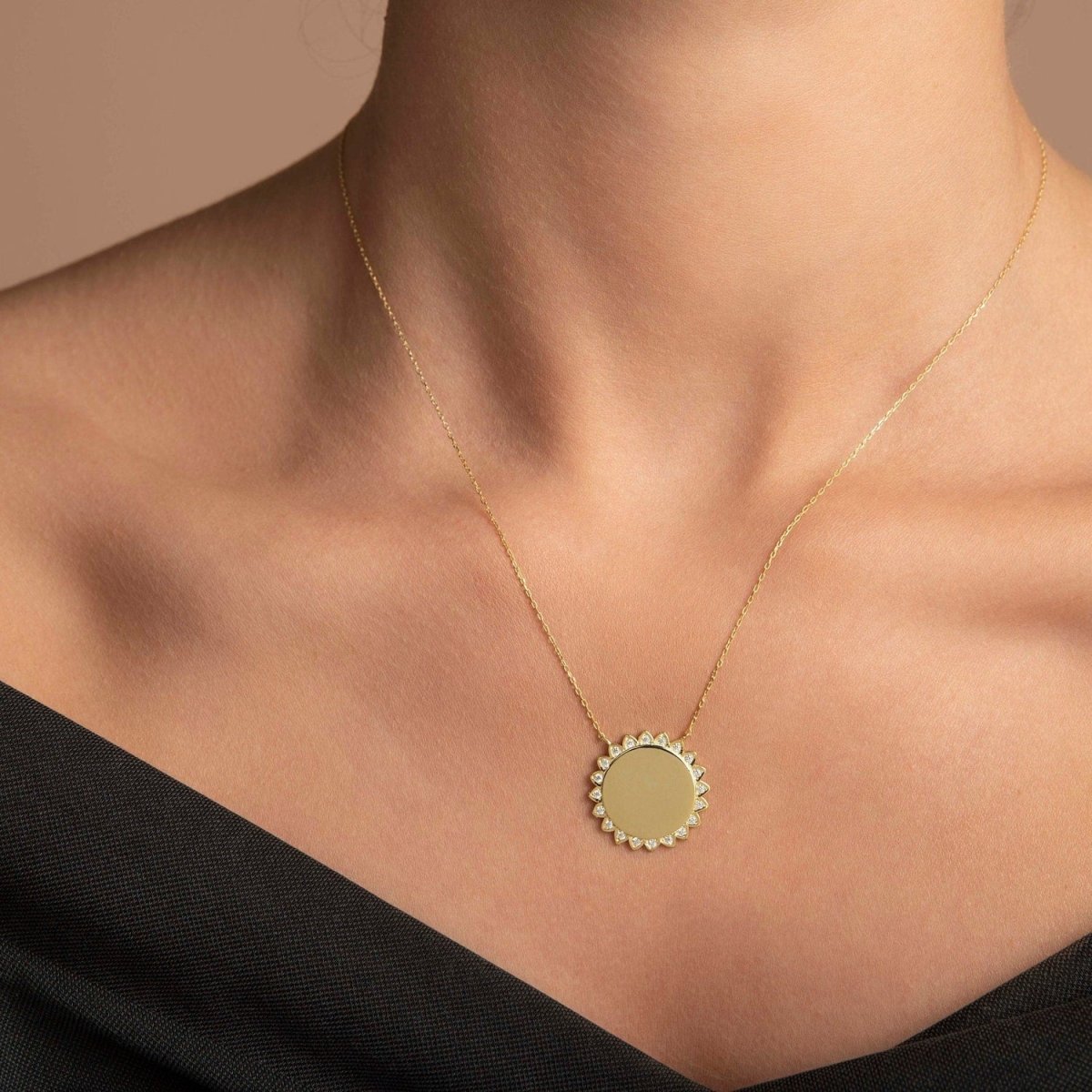 Engravable Sun Disc Necklace - Narcissus