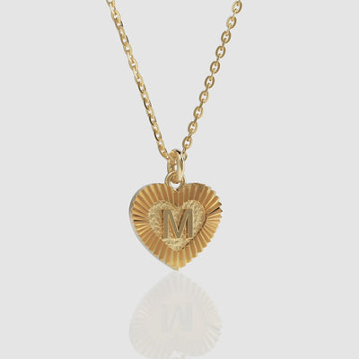 Personalized Ribbed Heart Necklace - Narcissus