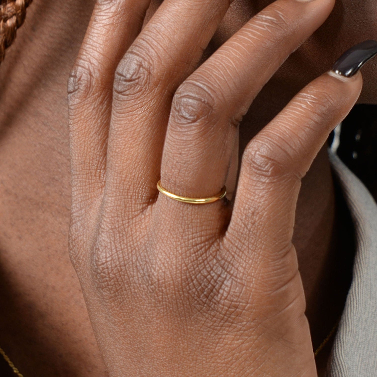 Solid Gold Skinny Ring – Novelie